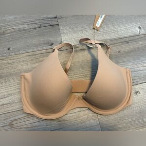 SKIMS Kim Kardashian Fits Everybody bra 32DD new with tags